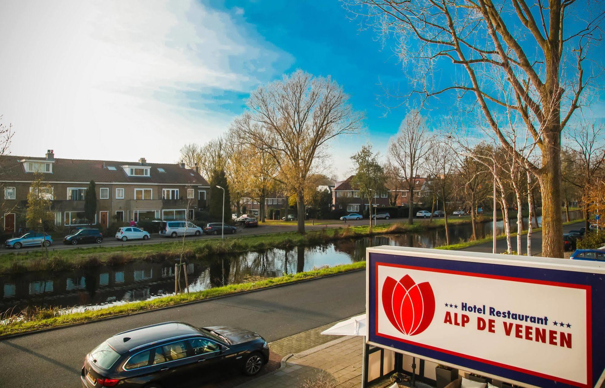 Alp De Veenen Hotel Amstelveen Exteriör bild